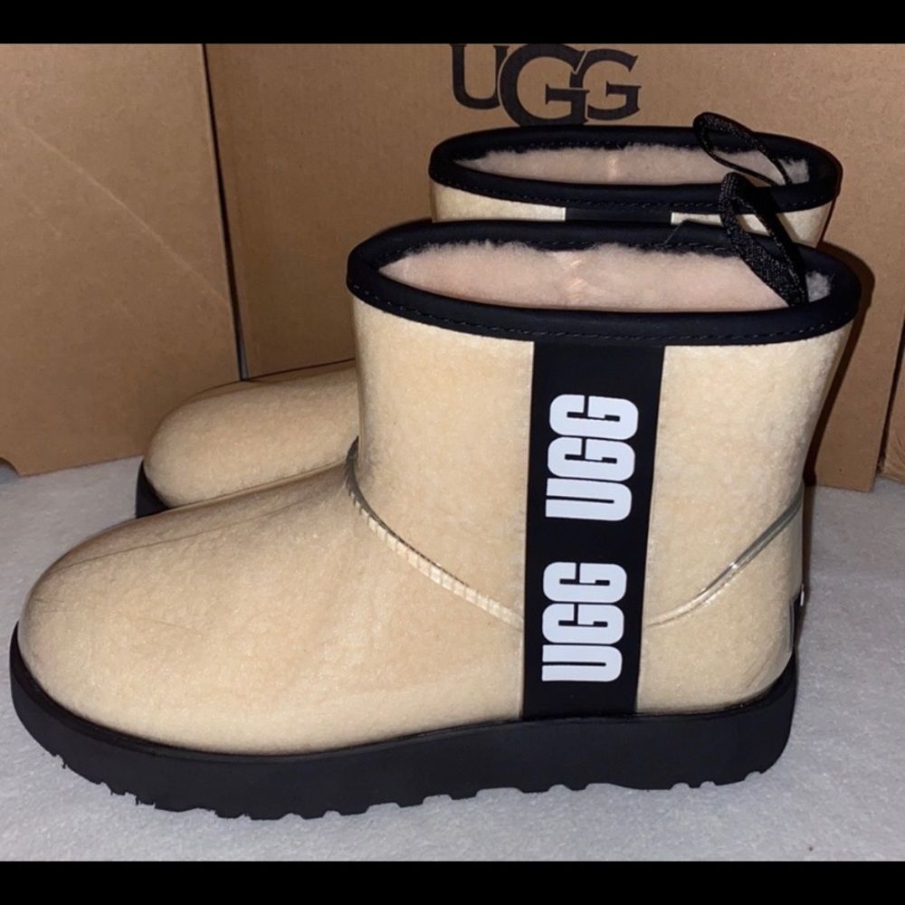 UGG CLASSIC CLEAR MINI